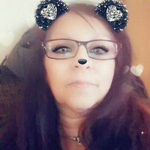 Meet your Posher, Liz